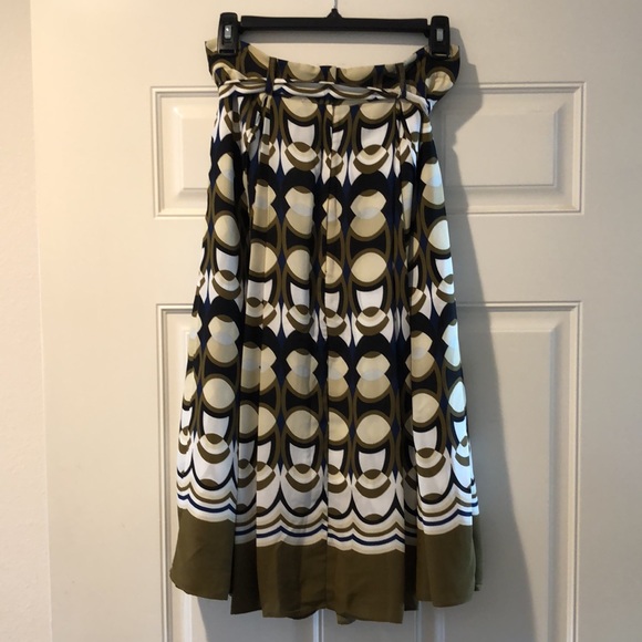 H&M Midi Skirt Size 8 - Picture 2 of 5